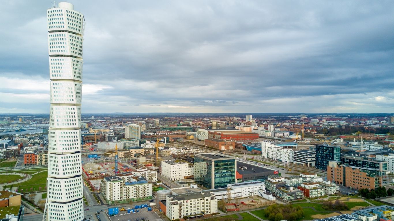 flyttfirma-malmö Bild på Turning Torso i Malmö
